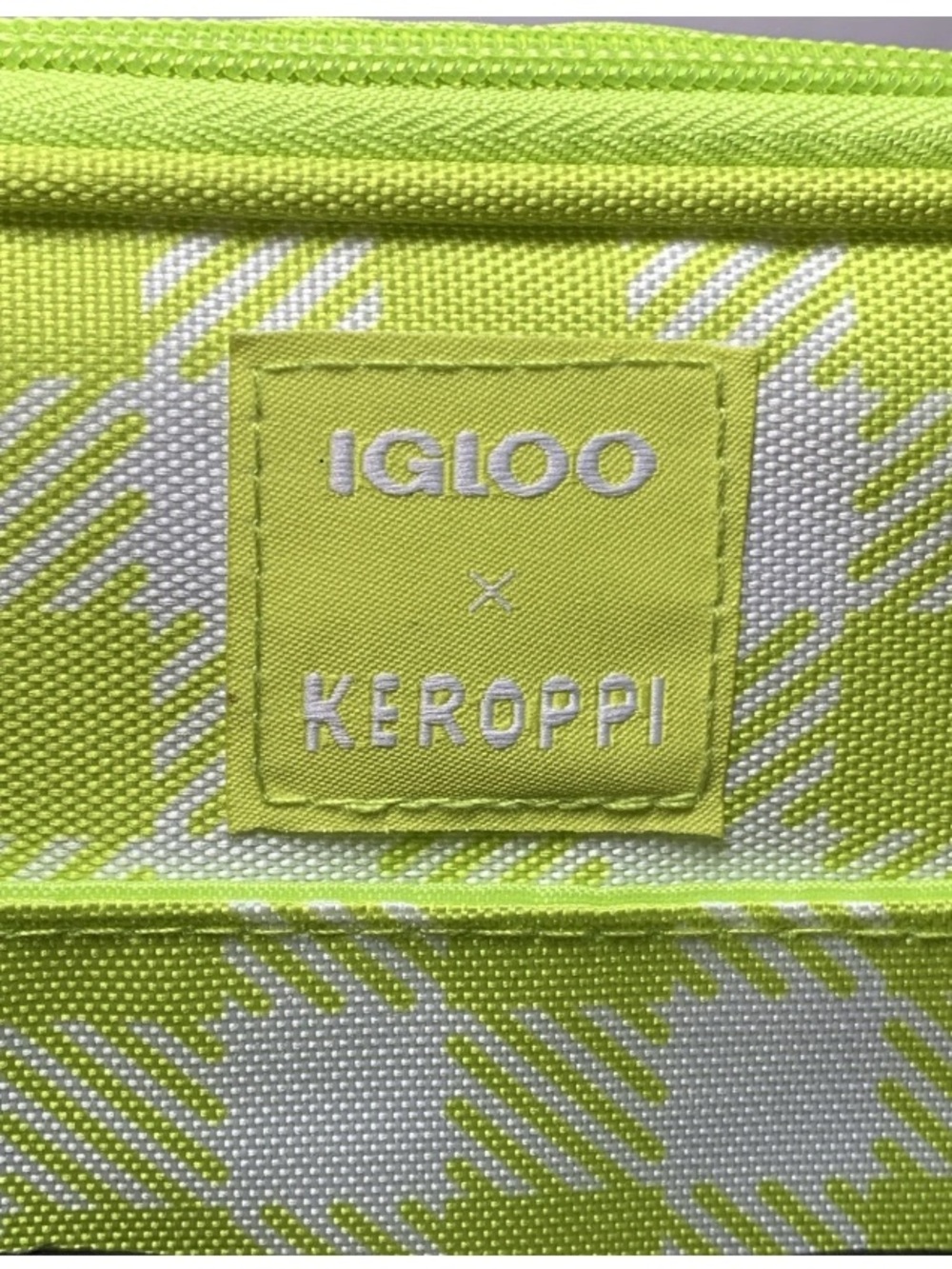 Sanrio KEROPPI Vertical Lunch Box Cooler Bag Gingham Green Igloo Insulated NWT - Picture 8 of 10
